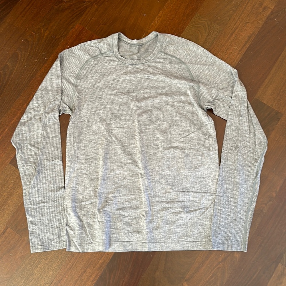 Lululemon Metal Vent Gray Long Sleeve Tee